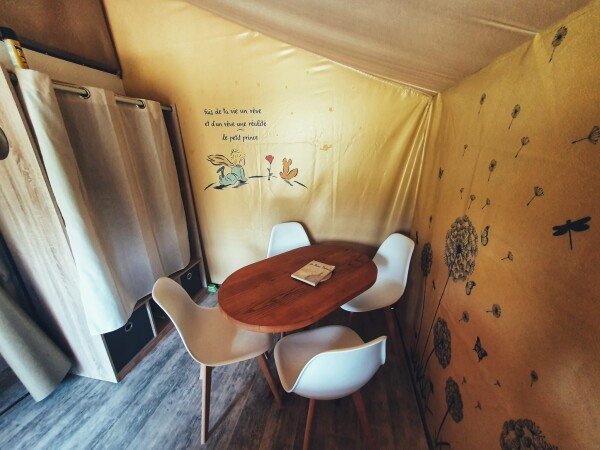 Tente 2 chambres, avec jardin