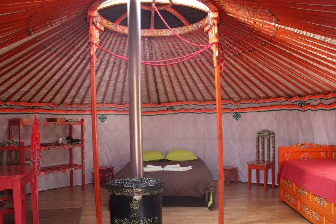 Yourte 4 voyageurs, avec jardin