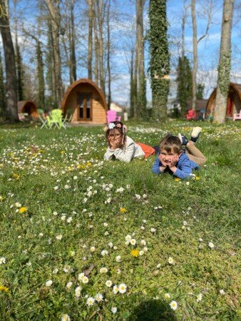 Hébergement insolite 3 voyageurs, avec jardin