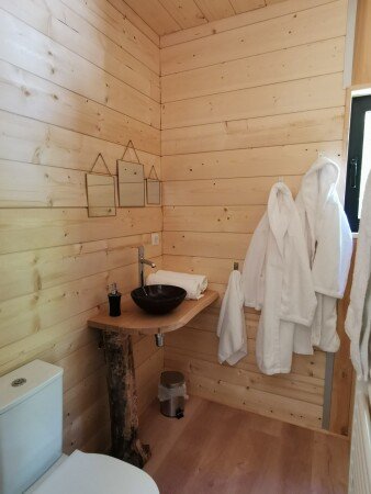 Hébergement insolite 2 chambres, avec jardin