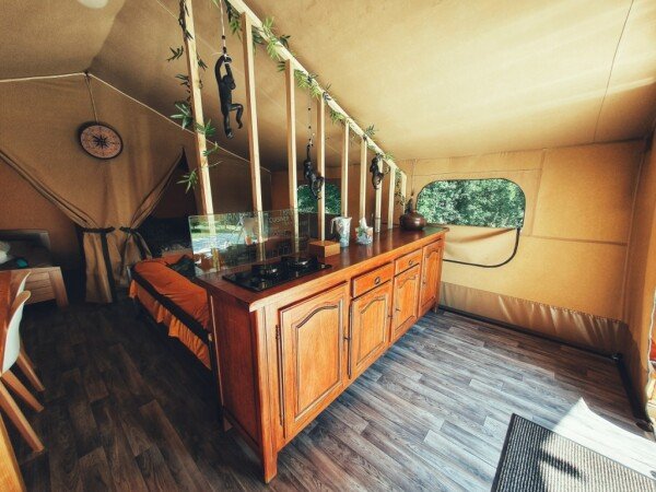 Tente 2 chambres, avec jardin