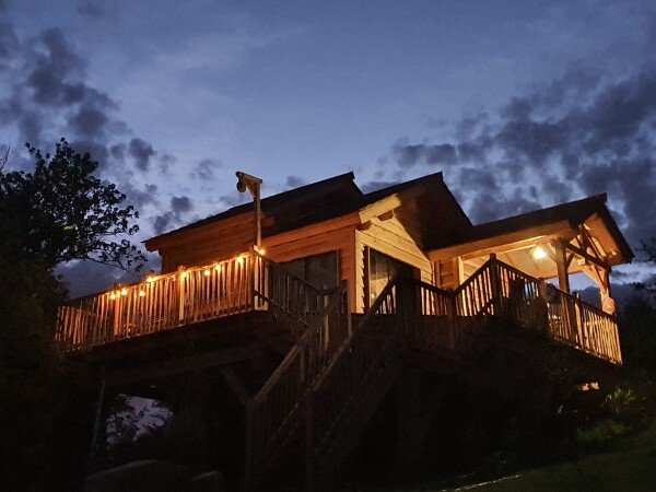 Cabane moderne, 1 chambre, avec jardin