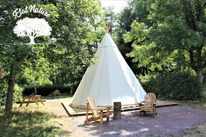 Tipi romantique, 2 voyageurs, avec jardin