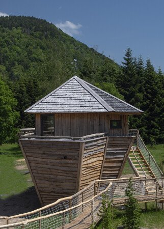 Cabane 2 chambres, avec jardin