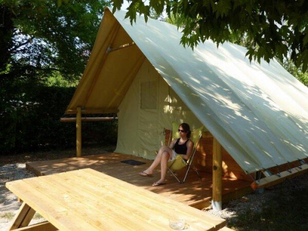 Tente 2 chambres, avec jardin