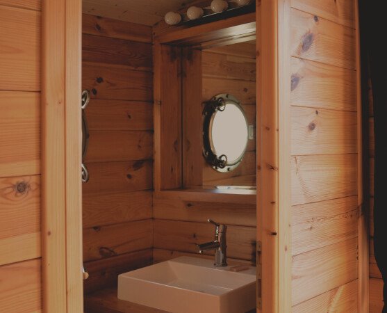 Hébergement insolite 1 chambre, avec jardin