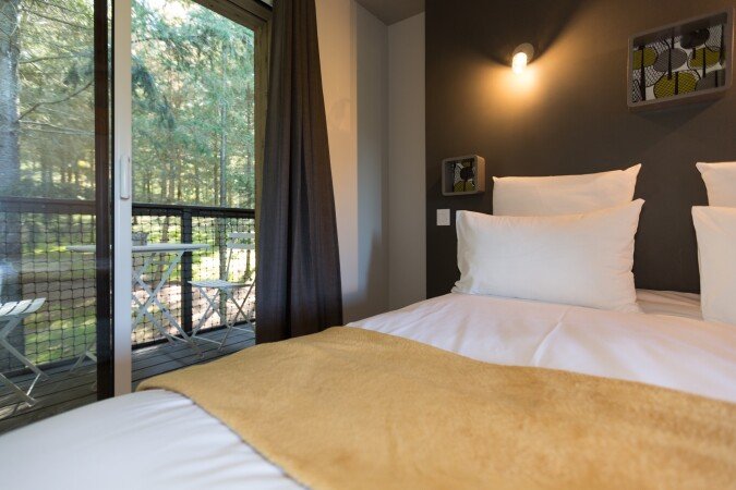 Hébergement insolite confortable, 2 chambres, avec jardin