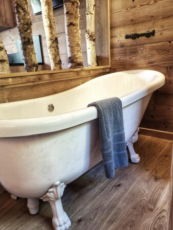 Hébergement insolite 2 chambres, avec jardin