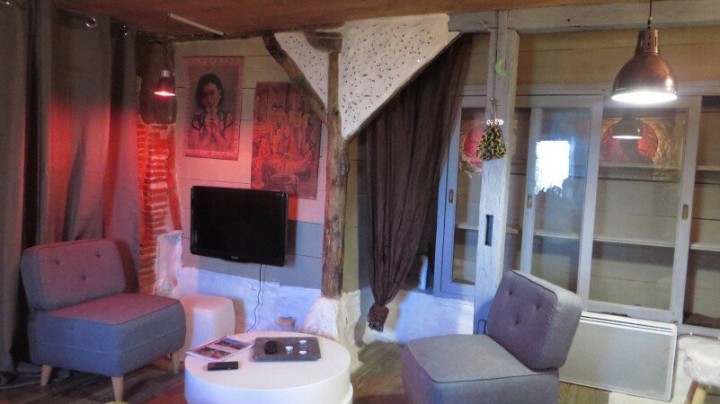 Grange romantique, 1 chambre, avec jardin