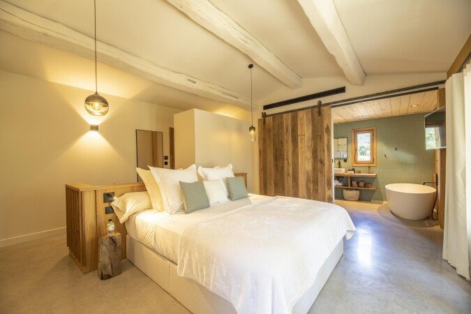 Hébergement insolite romantique, 1 chambre, avec jardin