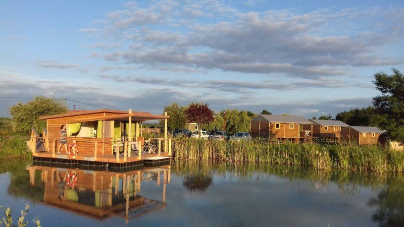 Hébergement insolite 3 voyageurs, avec jardin