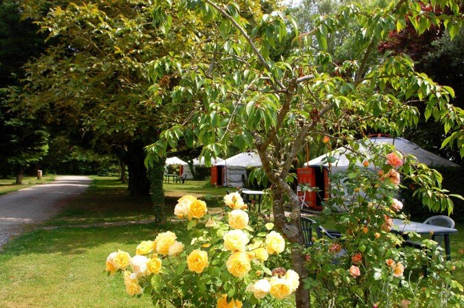 Yourte traditionnelle, 4 voyageurs, avec jardin