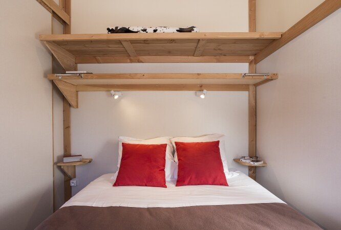 Chalet en bois 2 chambres, avec jardin