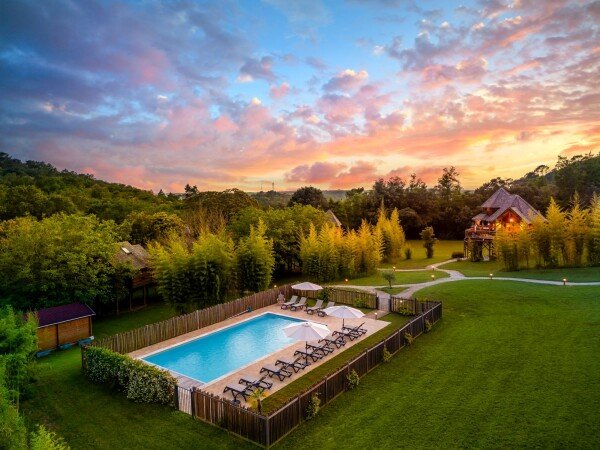 Cabane 2 chambres, avec jardin
