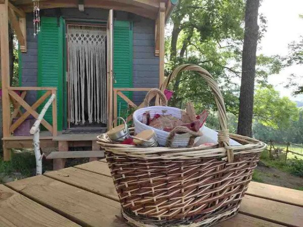 Roulotte romantique, 1 chambre, avec jardin