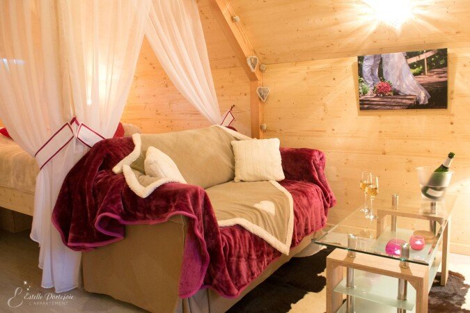 Cabane dans les arbres romantique, 1 chambre, avec jardin