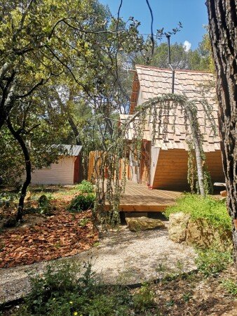 Hébergement insolite romantique, 2 voyageurs, avec jardin