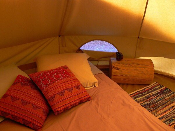 Tente authentique, 2 voyageurs, avec jardin