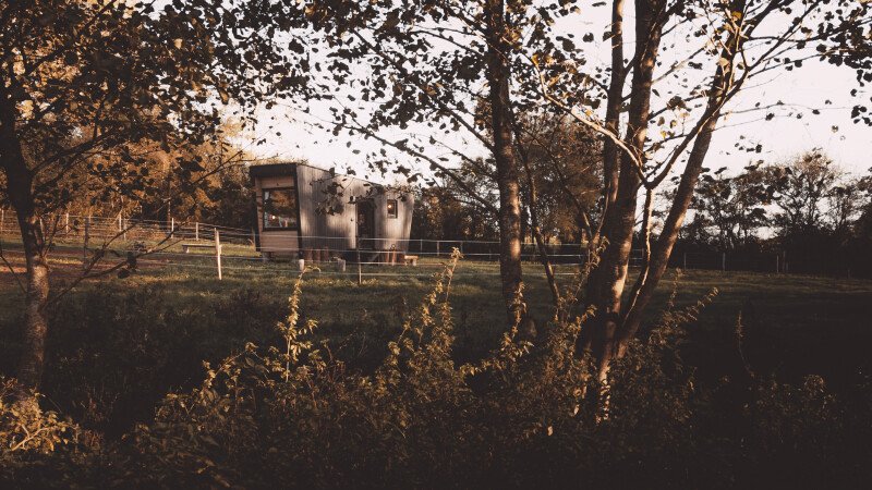 Hébergement insolite tout confort, 1 chambre, avec jardin