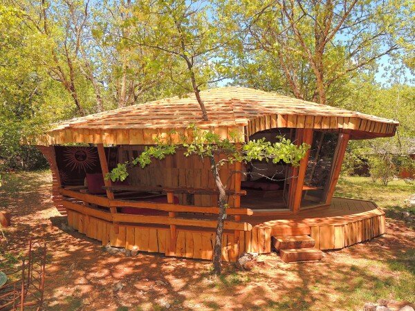 Cabane romantique, 1 chambre, avec jardin