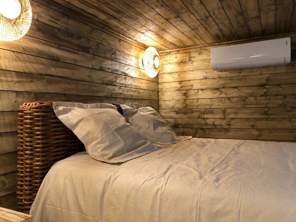 Hébergement insolite romantique, 2 chambres, avec jardin