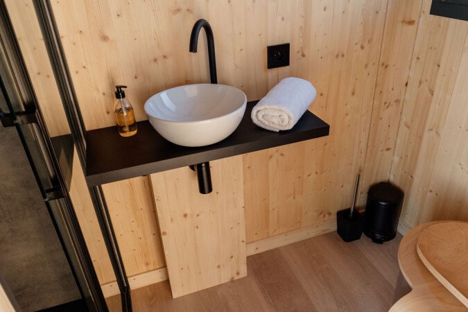 Hébergement insolite 1 chambre, avec jardin