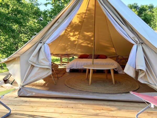 Tente confortable, 1 chambre, avec jardin