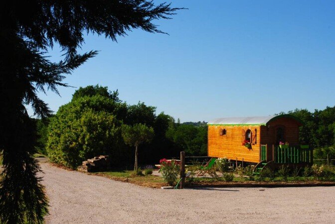 Roulotte 3 voyageurs, avec jardin