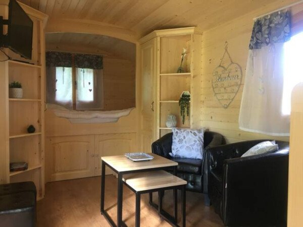 Roulotte 2 chambres, avec jardin