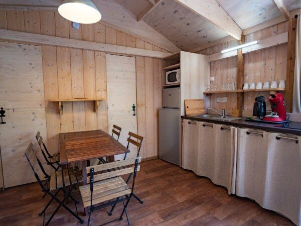 Hébergement insolite 2 chambres, avec jardin