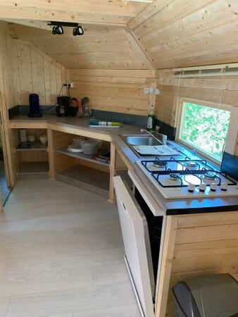 Kota 3 chambres, avec jardin