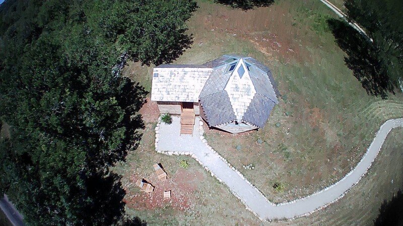 Hébergement insolite 1 chambre, avec jardin