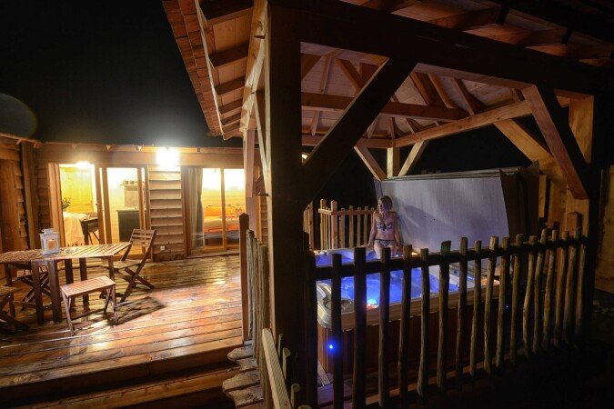Cabane romantique, 2 chambres, avec jardin