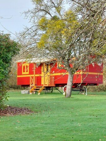 Roulotte chic, 1 chambre, avec jardin