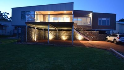 House 3 bedrooms, with garden