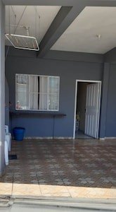 Casa 2 quartos, com ar condicionado