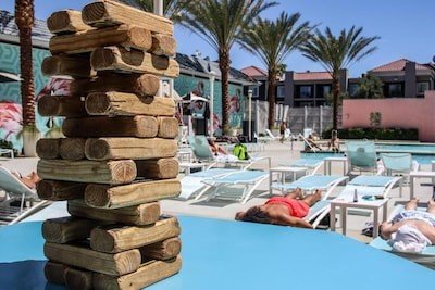 Bed and breakfast 1 bedroom, with pool