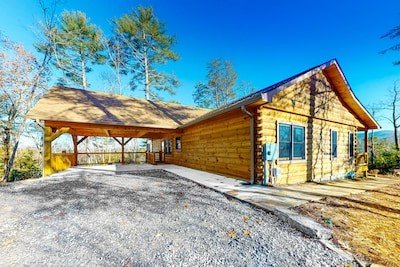 House 3 bedrooms, with jacuzzi
