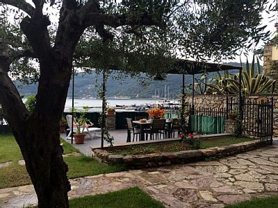 Casa 2 camere, con giardino