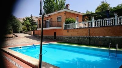 Villa 3 habitaciones, con piscina