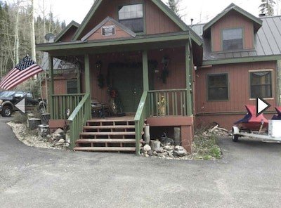 Chalet 4 bedrooms, with jacuzzi