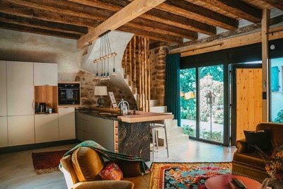 Maison authentique, 2 chambres, avec jacuzzi