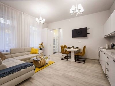 Wohnung 2 Schlafzimmer, mit Klimaanlage