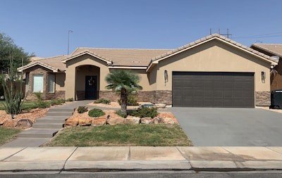 House 4 bedrooms, with jacuzzi