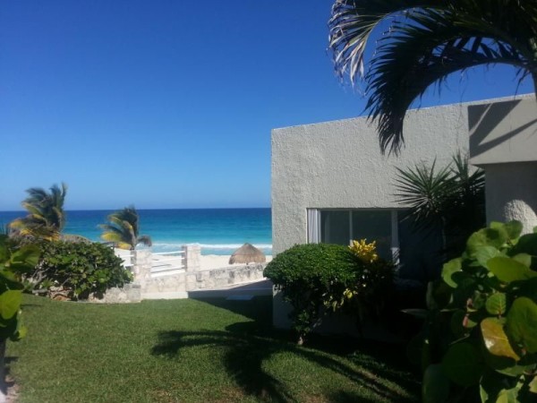 @todoptVilla 4 bedrooms, @todoptwith pool