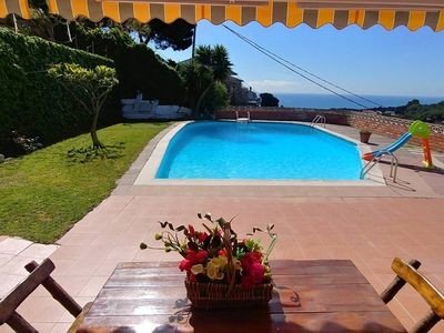 Maison 5 chambres, avec piscine