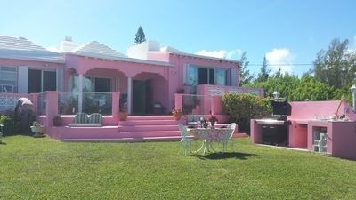 Bed and breakfast 1 bedroom, with pool