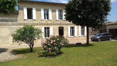 Maison en pierre de charme, 3 chambres, avec jardin