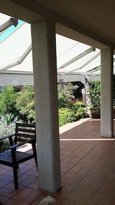 Casa 3 camere, con giardino