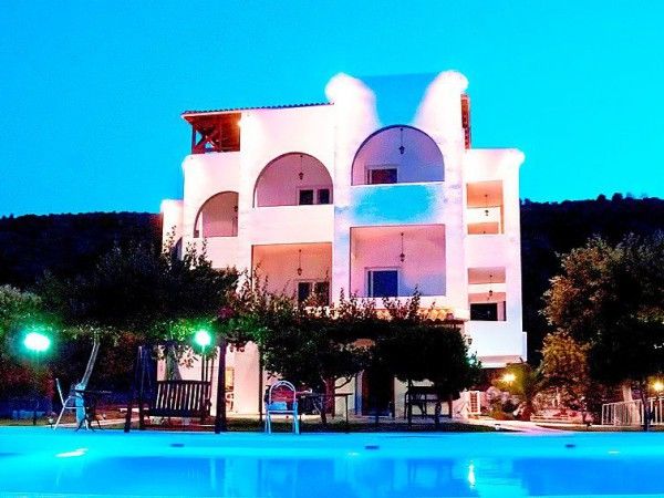 House 10 bedrooms, with jacuzzi